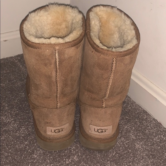 Classic UGG boots - Picture 3 of 4